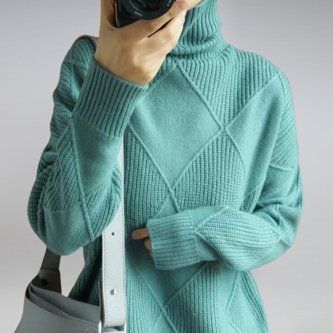 BEULAH | SOFT TURTLENECK SWEATER