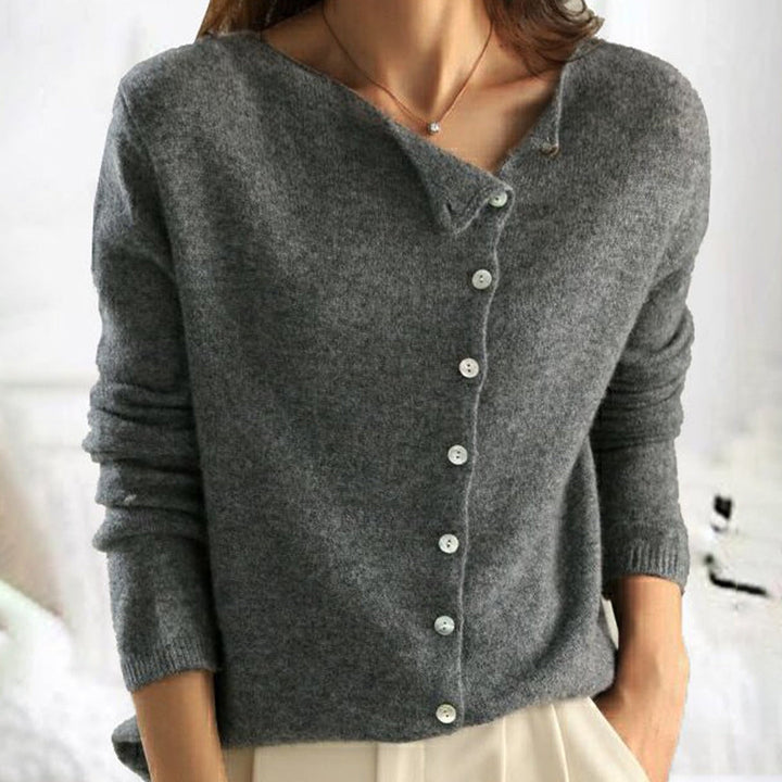 ISLA | BUTTON SWEATER