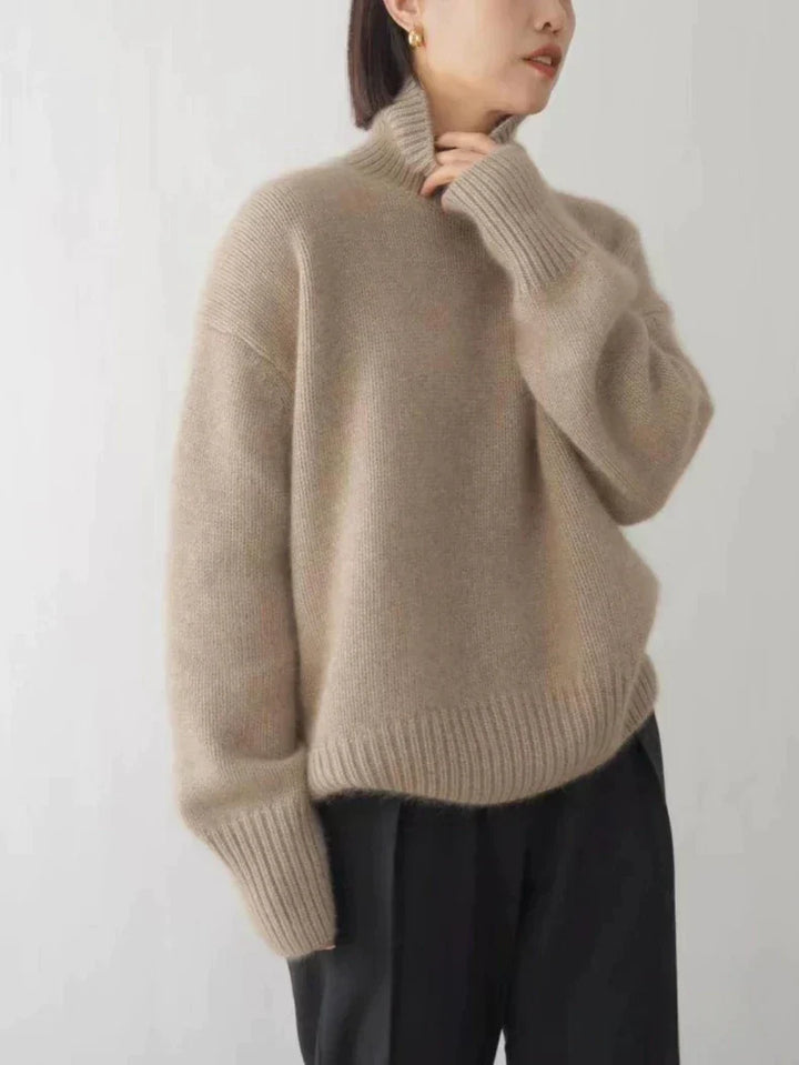 BETH | LINEA SOFT SWEATER