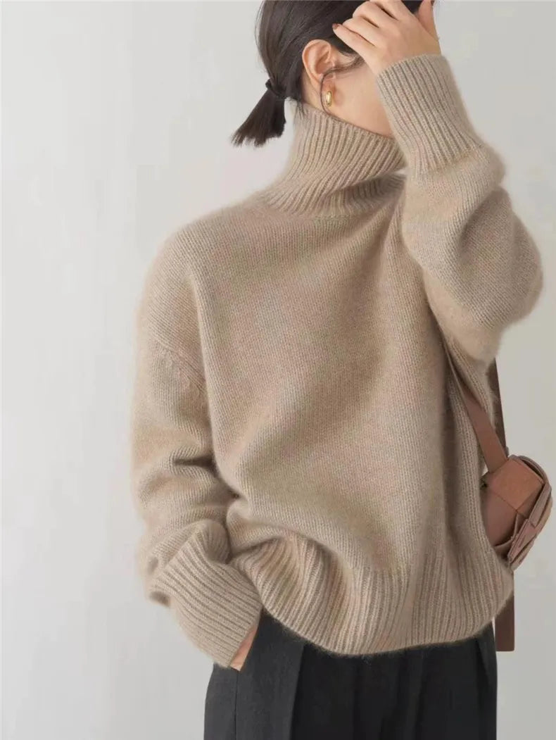 BETH | LINEA SOFT SWEATER