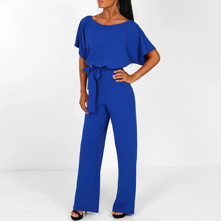 Simple and chic jumpsuit