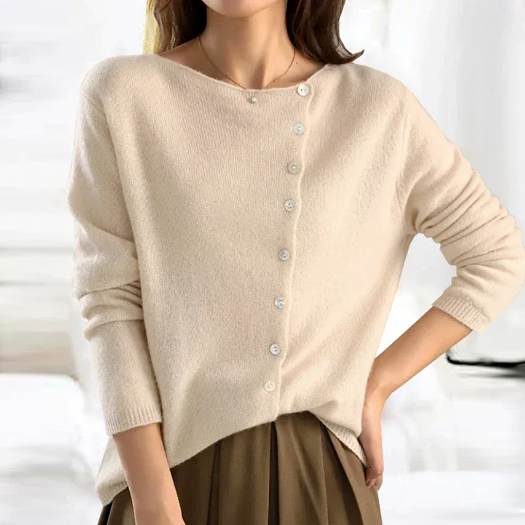 ISLA | BUTTON SWEATER